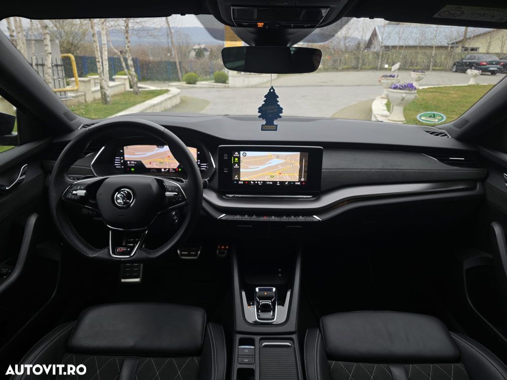 Skoda Octavia 2.0 TDI DSG RS Plus - 15