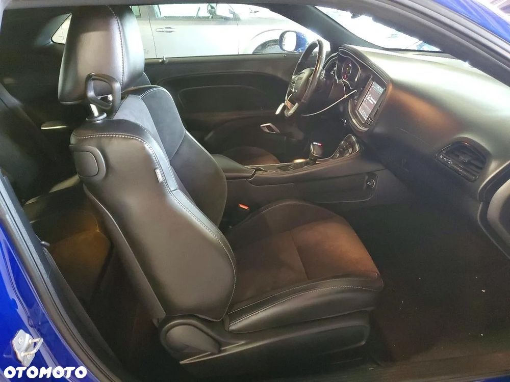 Dodge Challenger Automatik SXT Plus - 8