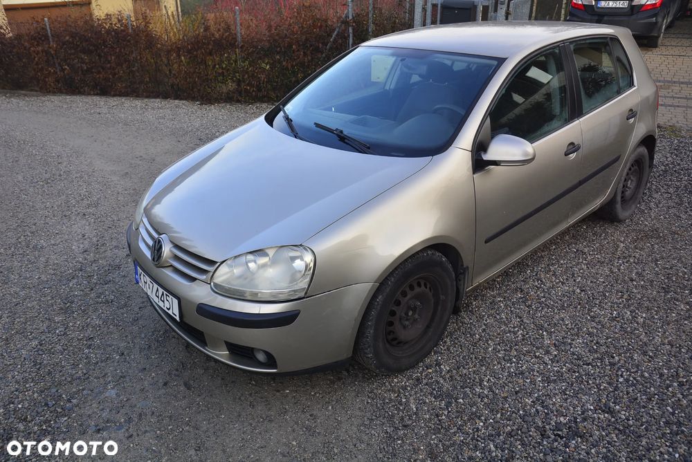 Volkswagen Golf 1.6 FSI Trendline - 8