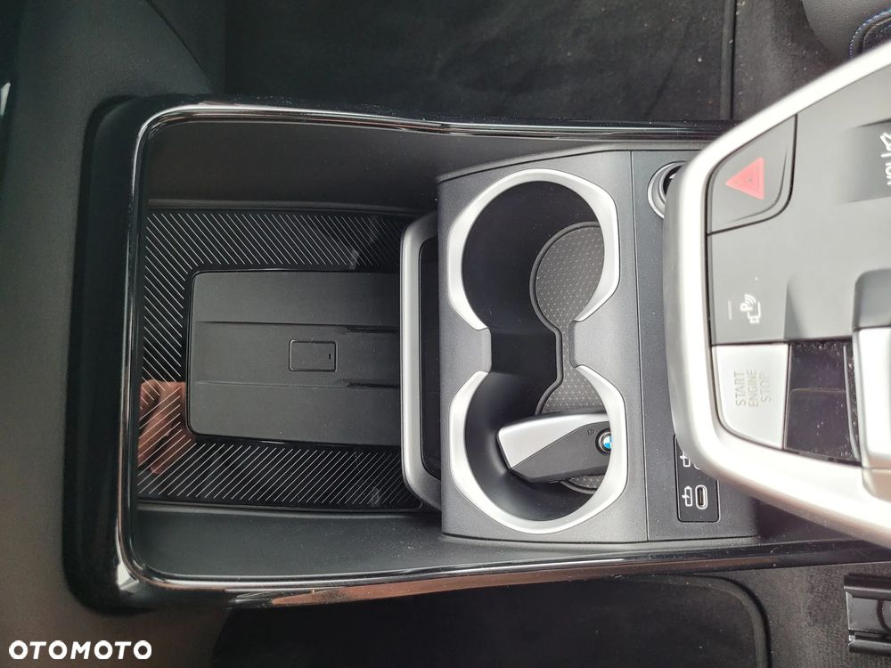 BMW X1 xDrive23i mHEV M Sport sport - 37