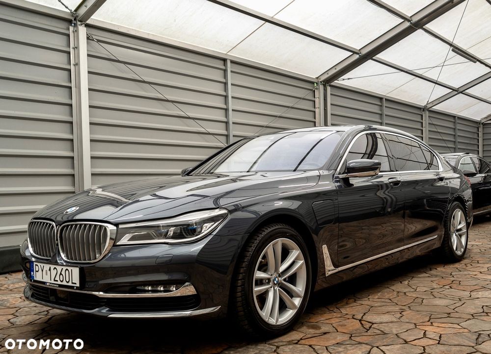 BMW Seria 7 740Li xDrive - 3