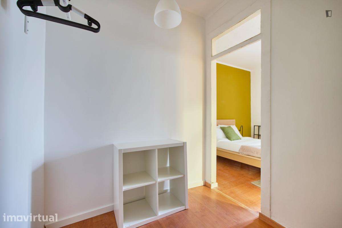 Quarto - localizado em São Bento Lisbon - Grande imagem: 5/39