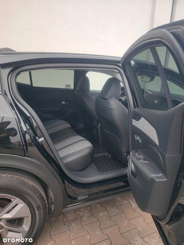 Peugeot 408 1.2 PureTech Allure Pack S&S EAT8 - 26