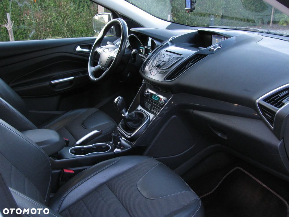 Ford Kuga 2.0 TDCi 2x4 SYNC - 19