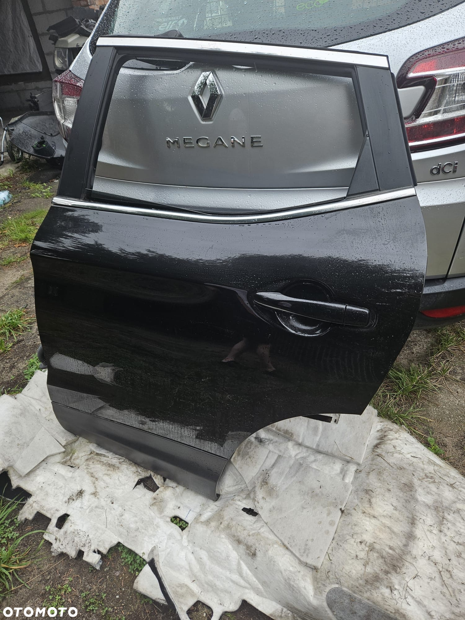 Qashqai J11 drzwi lewe tył tylne Z11G lift 13- - 3