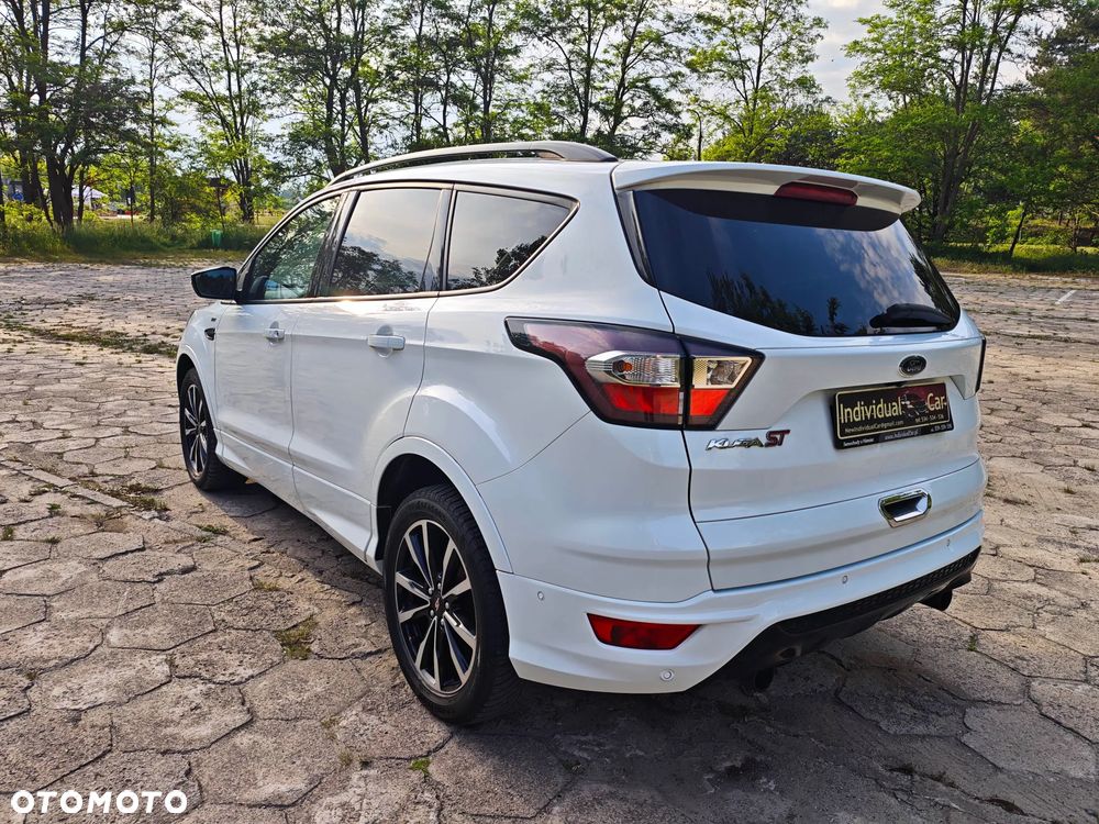 Ford Kuga - 14