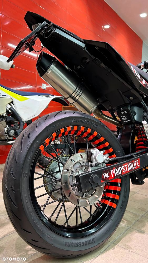 Yamaha WR - 17