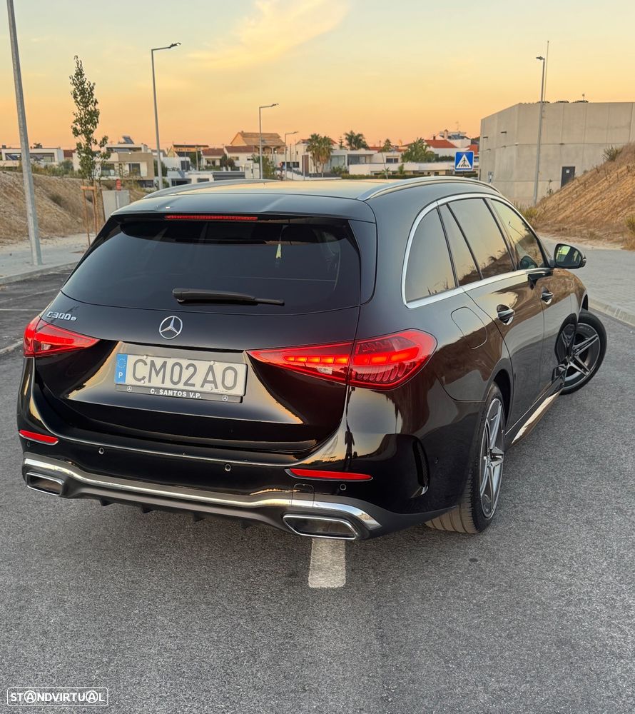 Mercedes-Benz C 300 2023 photo 2