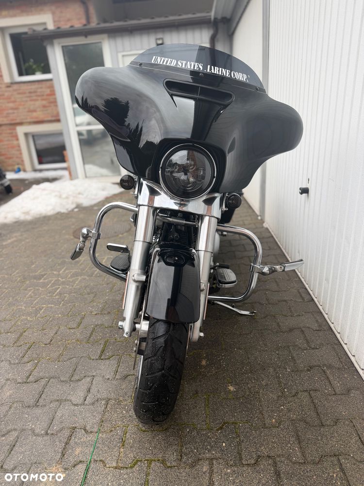 Harley-Davidson Touring Street Glide - 10