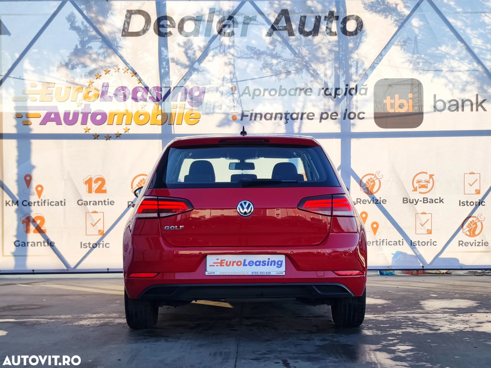 Volkswagen Golf - 8