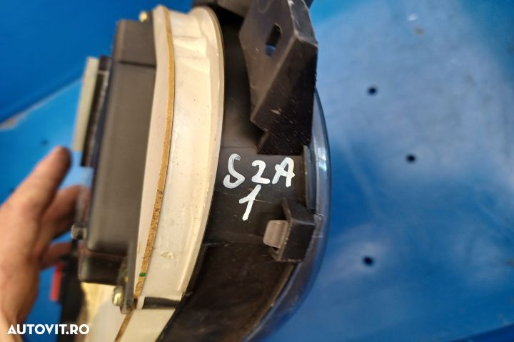 Ceasuri bord 8200366641 Renault Symbol 1 [facelift] [2002 - 2006] Sed - 4