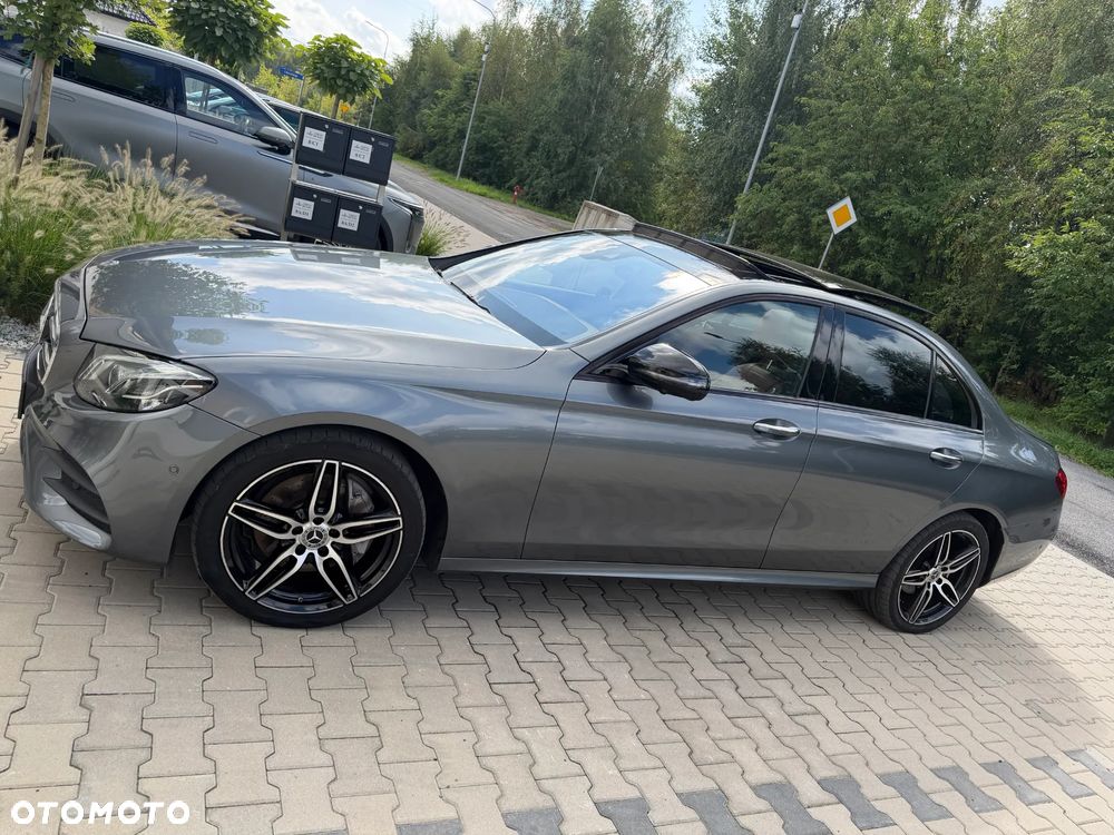 Mercedes-Benz Klasa E 220 d 4-Matic AMG - 1