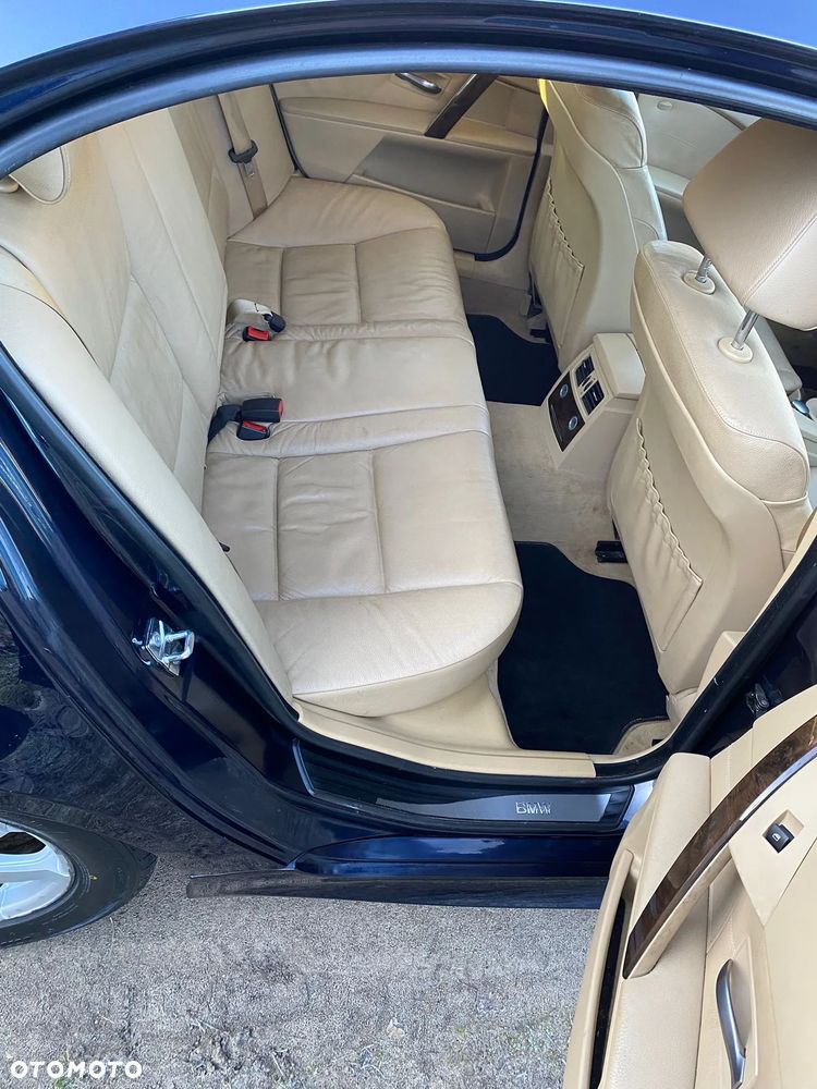 BMW Seria 5 530i - 9