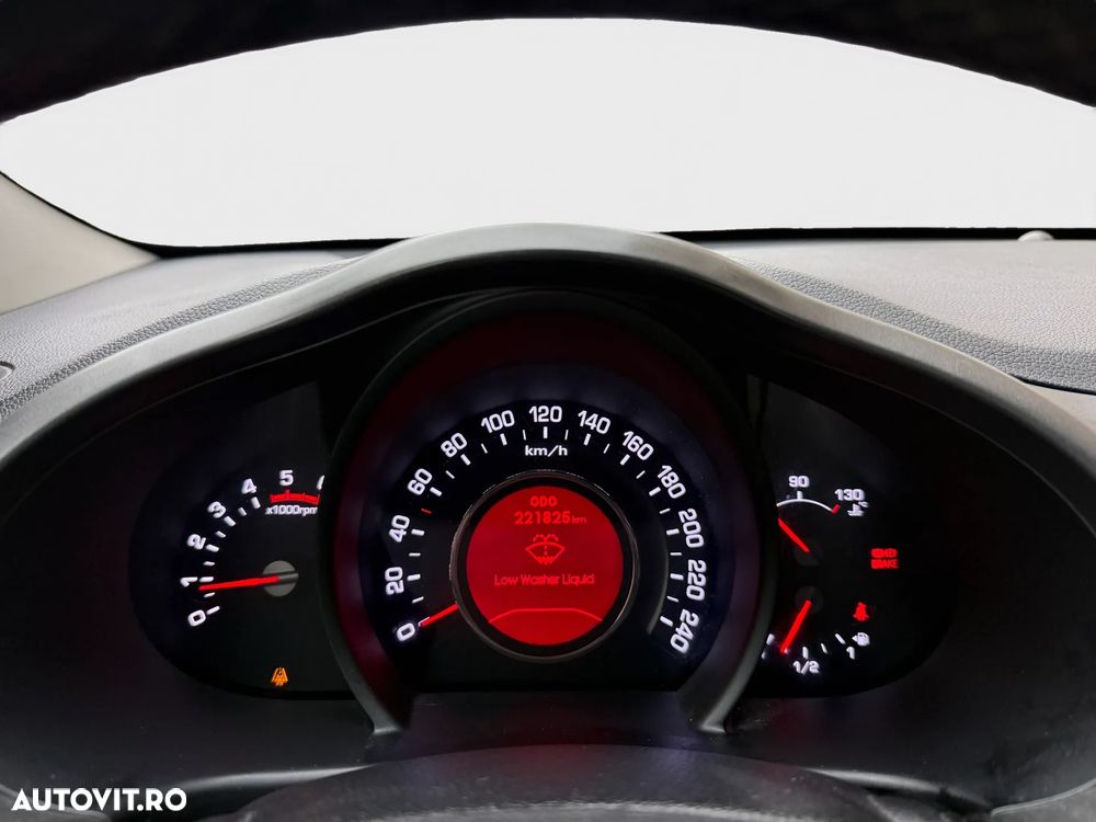 Kia Sportage 2.0 CRDI 4WD Attract - 13