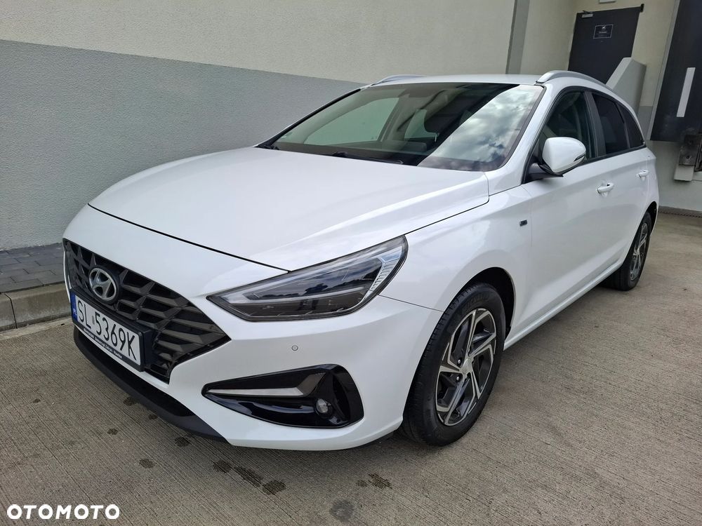 Hyundai i30 Kombi 1.5 T-GDI 48V-Hybrid Intro - 1