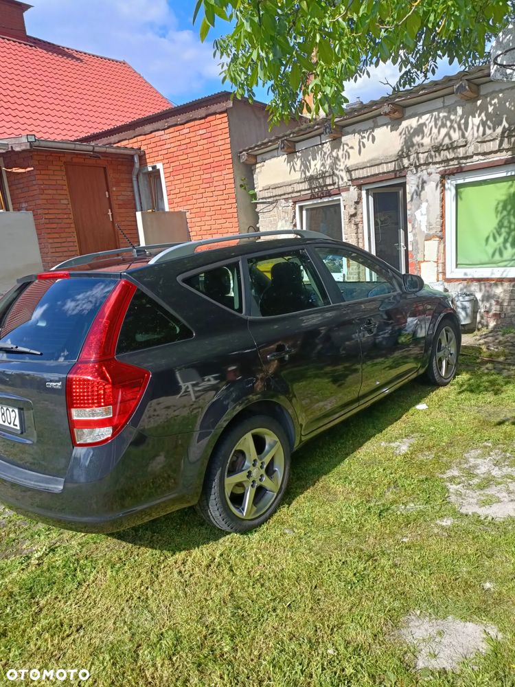 Kia Ceed 1.6 Crdi Comfort - 2