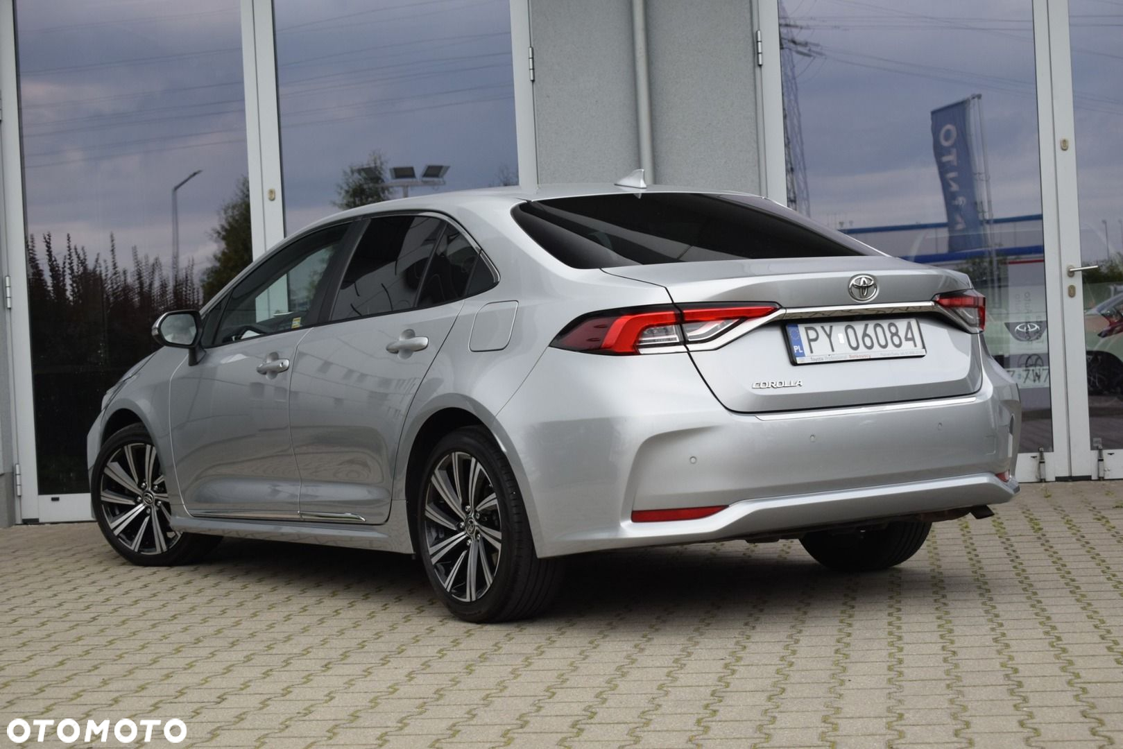 Toyota Corolla - 10