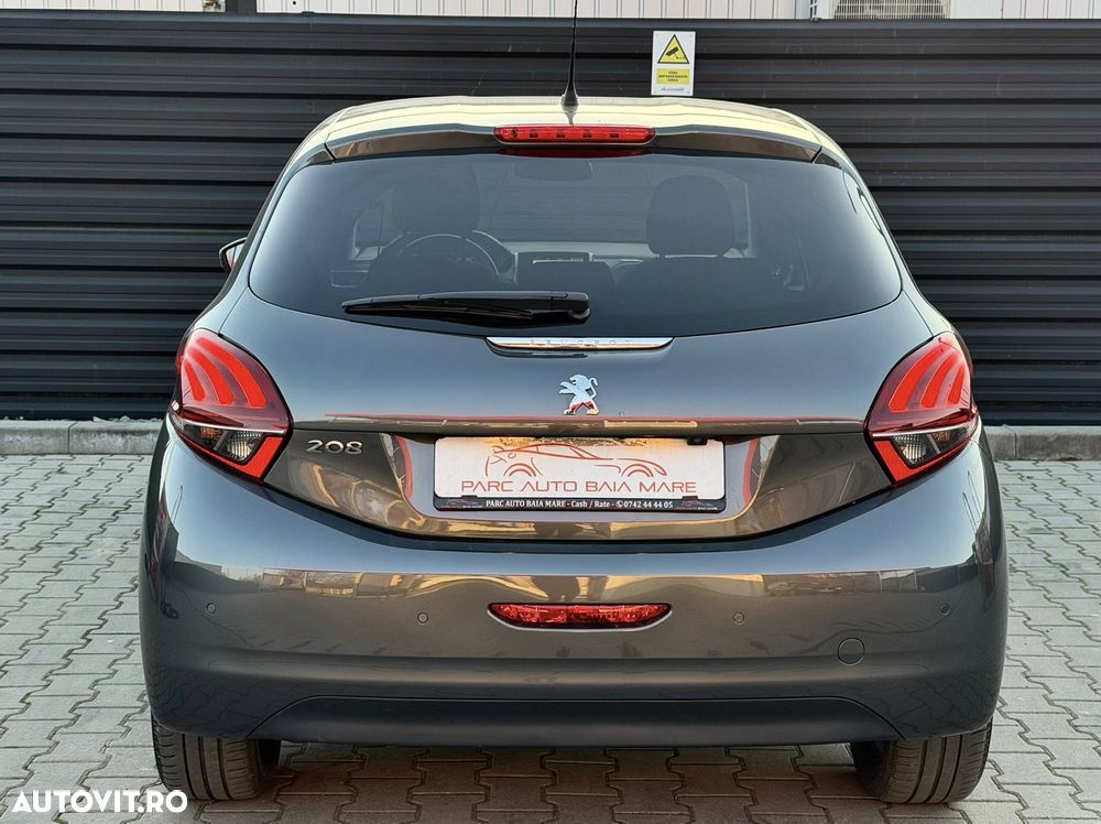 Peugeot 208 1.2 VTi Allure - 8