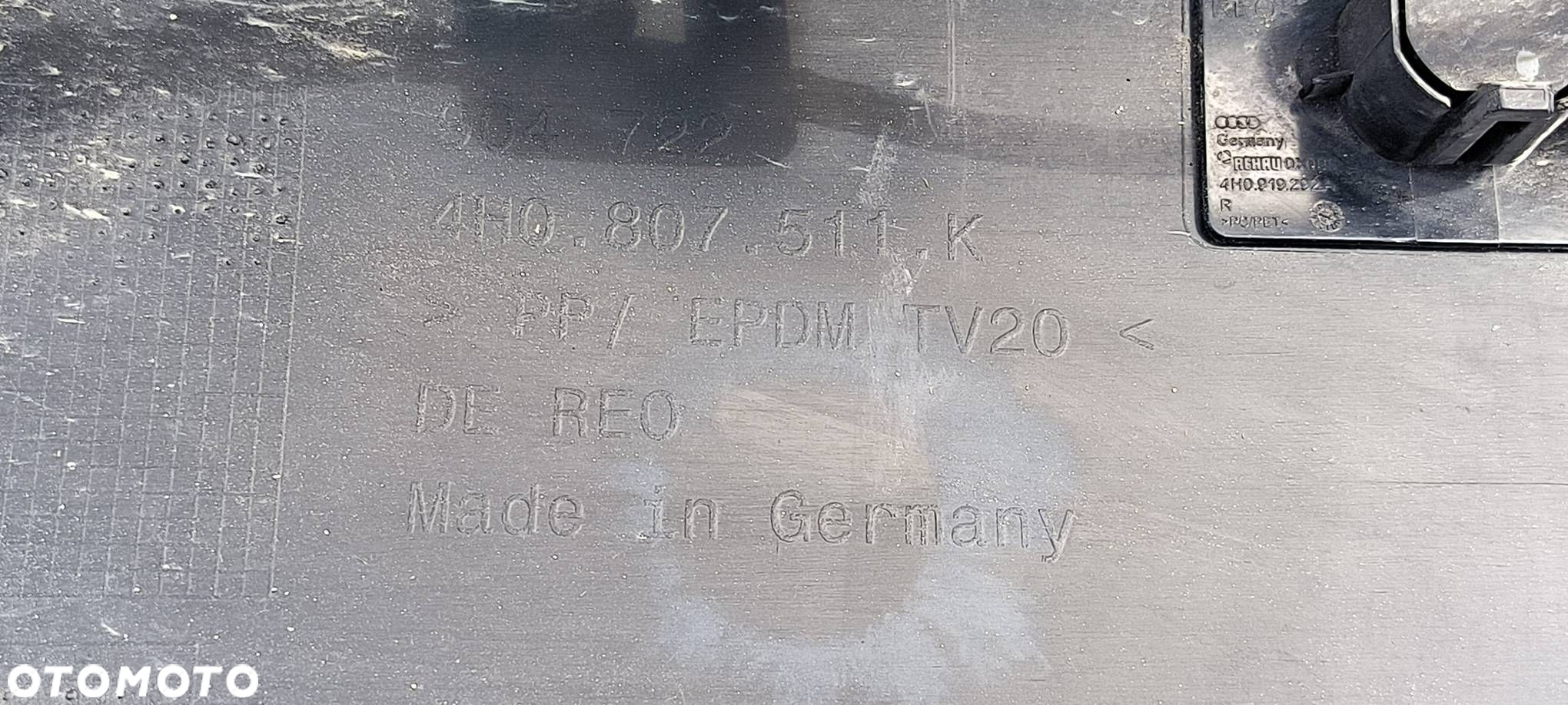ZDERZAK TYŁ AUDI S8 D4 PLUS - 20