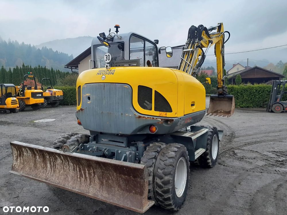 Wacker Neuson EW 100, 2019r, 3566mtg, długie ramię 3x łamane, 4 koła skrętne, - 8