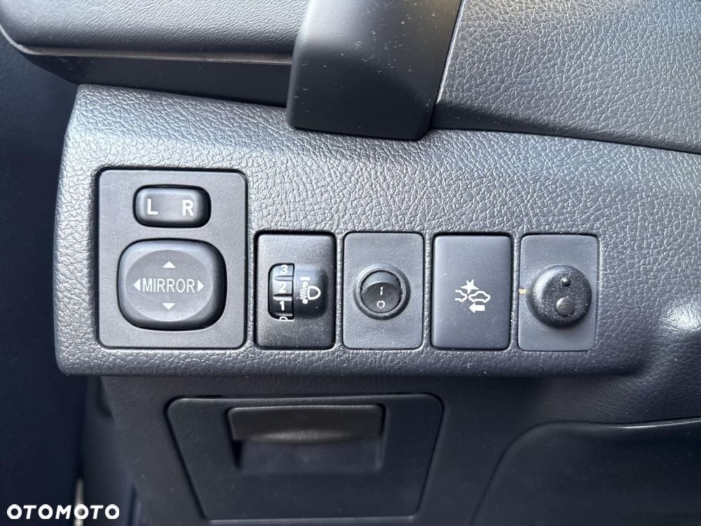 Toyota Auris Hybrid 135 Premium - 19