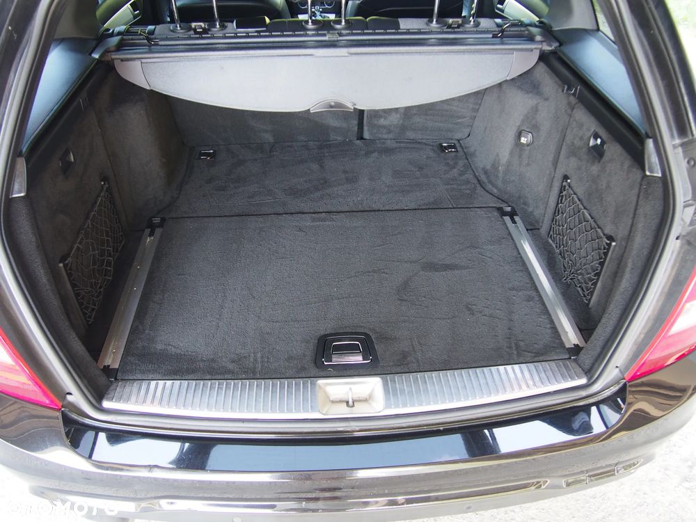 Mercedes-Benz Klasa C 220 CDI DPF (BlueEFFICIENCY) 7G-TRONIC Avantgarde - 34