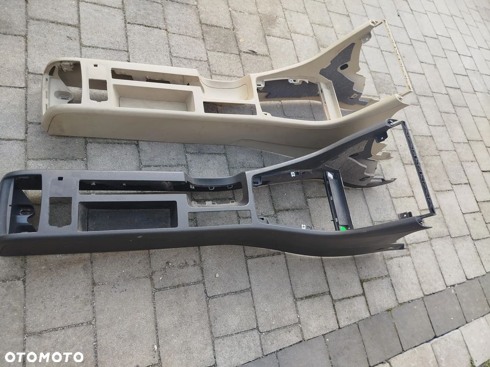 Audi A4 B7 tunel środkowy 2 DIN - 5