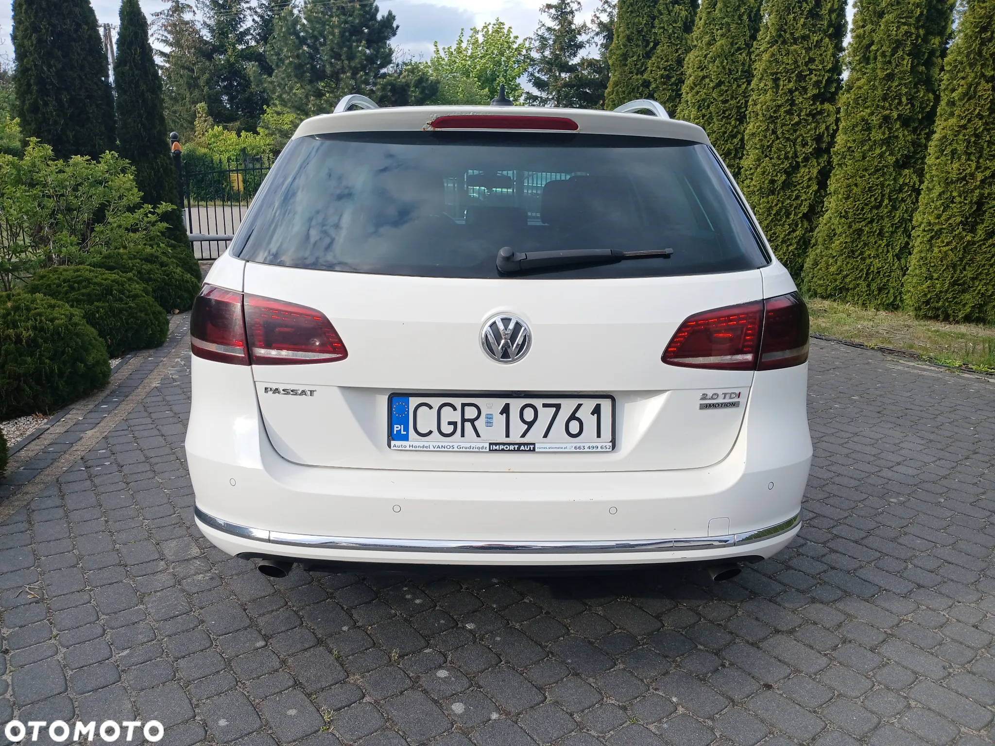 Volkswagen Passat Variant 2.0 TDI DSG BlueMotion Technology Highline - 12