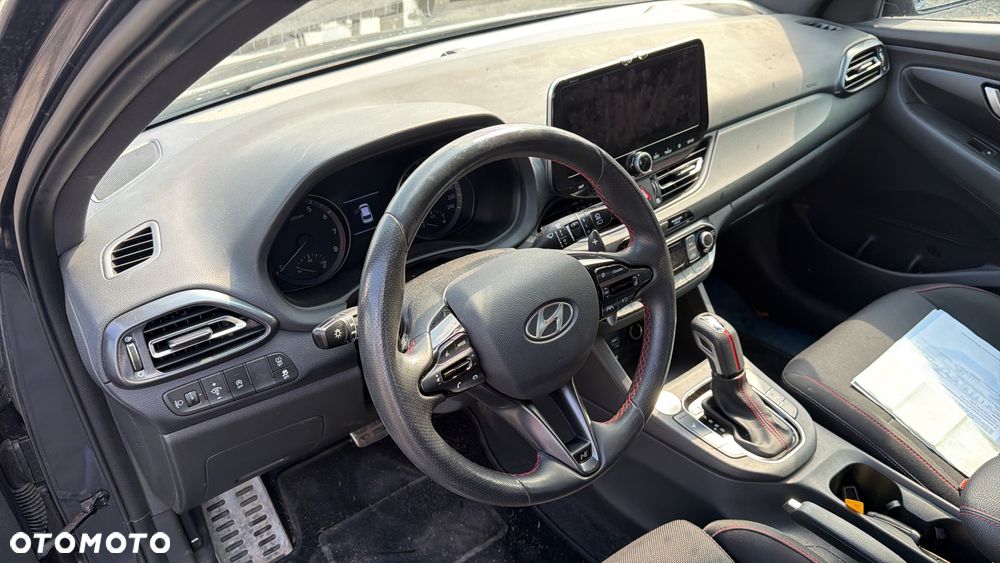 Hyundai i30 1.5 T-GDI 48V-Hybrid DCT N-Line - 23
