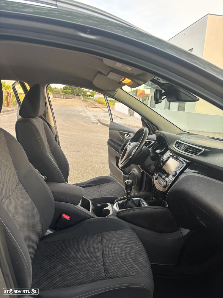 Nissan Qashqai 1.5 dCi N-Connecta 18 RS - 14