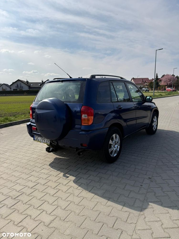 Toyota RAV4 1.8 VVT-i Luna 2WD - 8