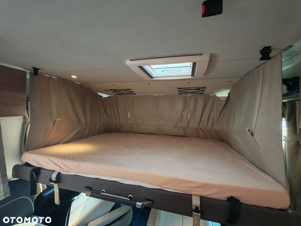 KNAUS Live i 700 MEG - 40