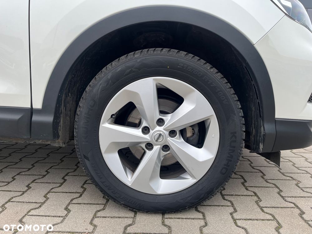 Nissan Qashqai 1.3 DIG-T ACENTA - 10