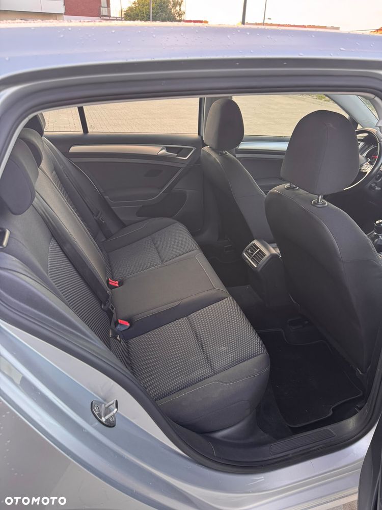 Volkswagen Golf 1.0 TSI BMT City - 9