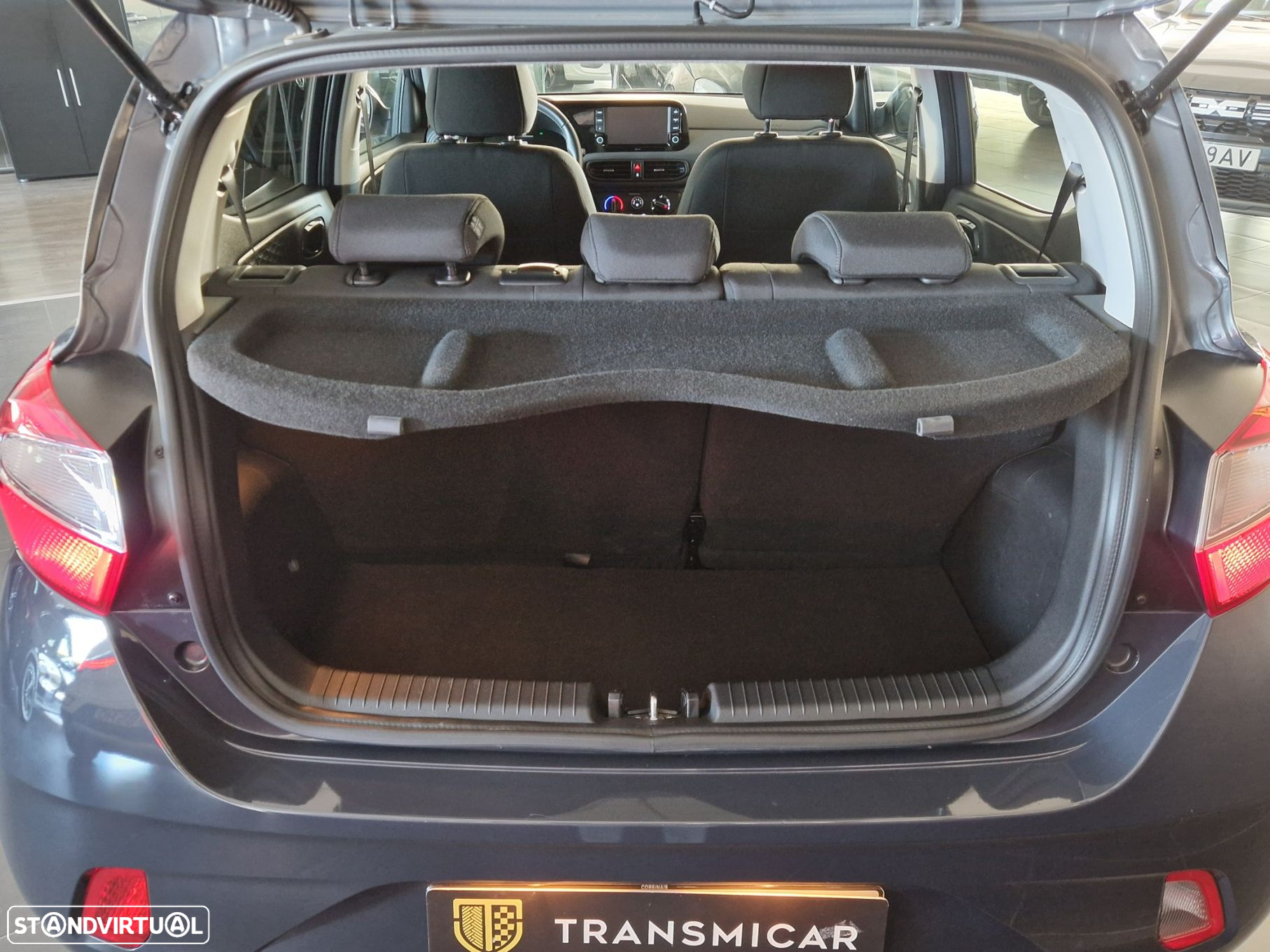 Hyundai i10 1.0 Comfort AMT - 10
