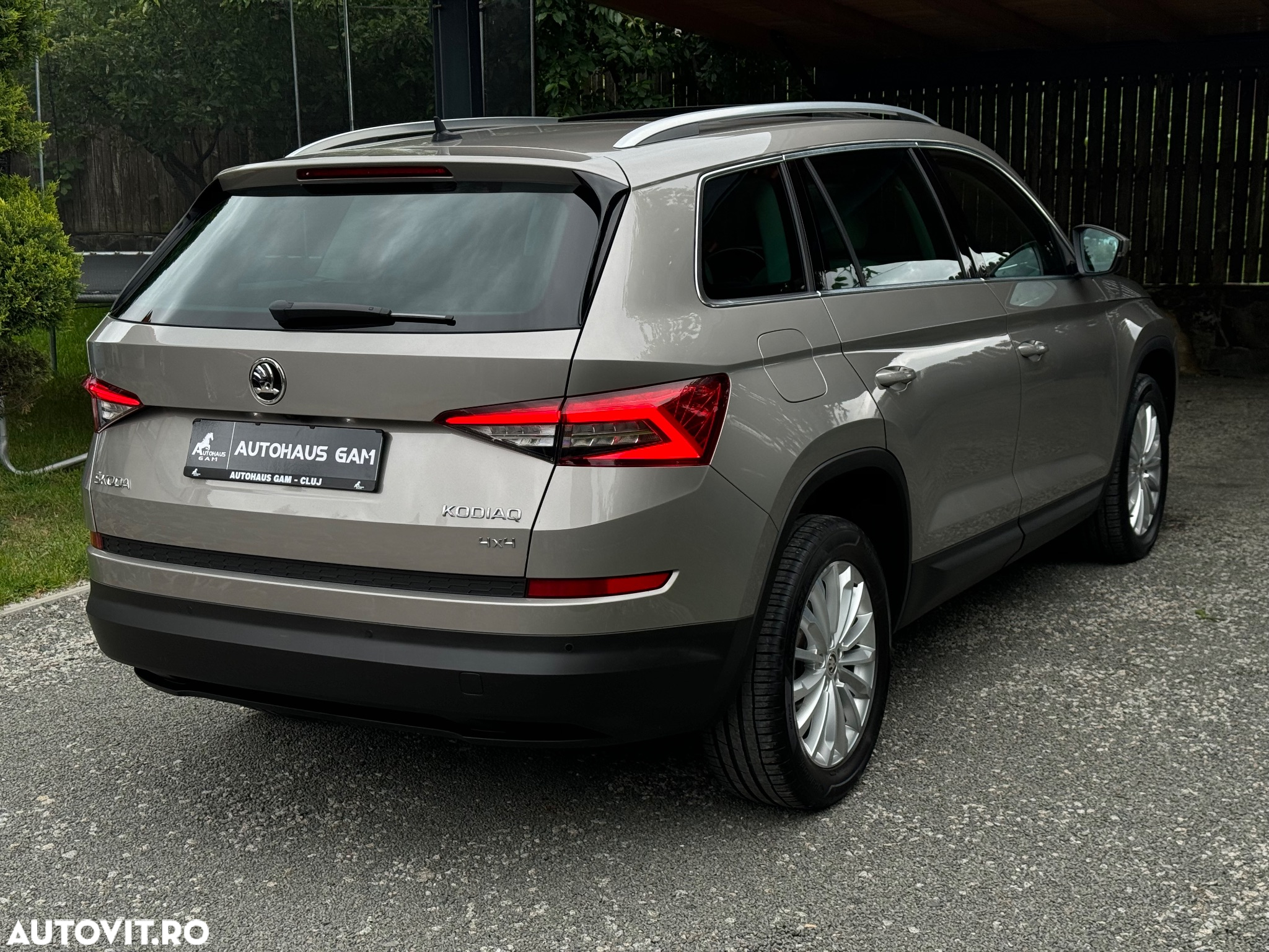 Skoda Kodiaq 2.0 TSI DSG 4X4 Style - 4