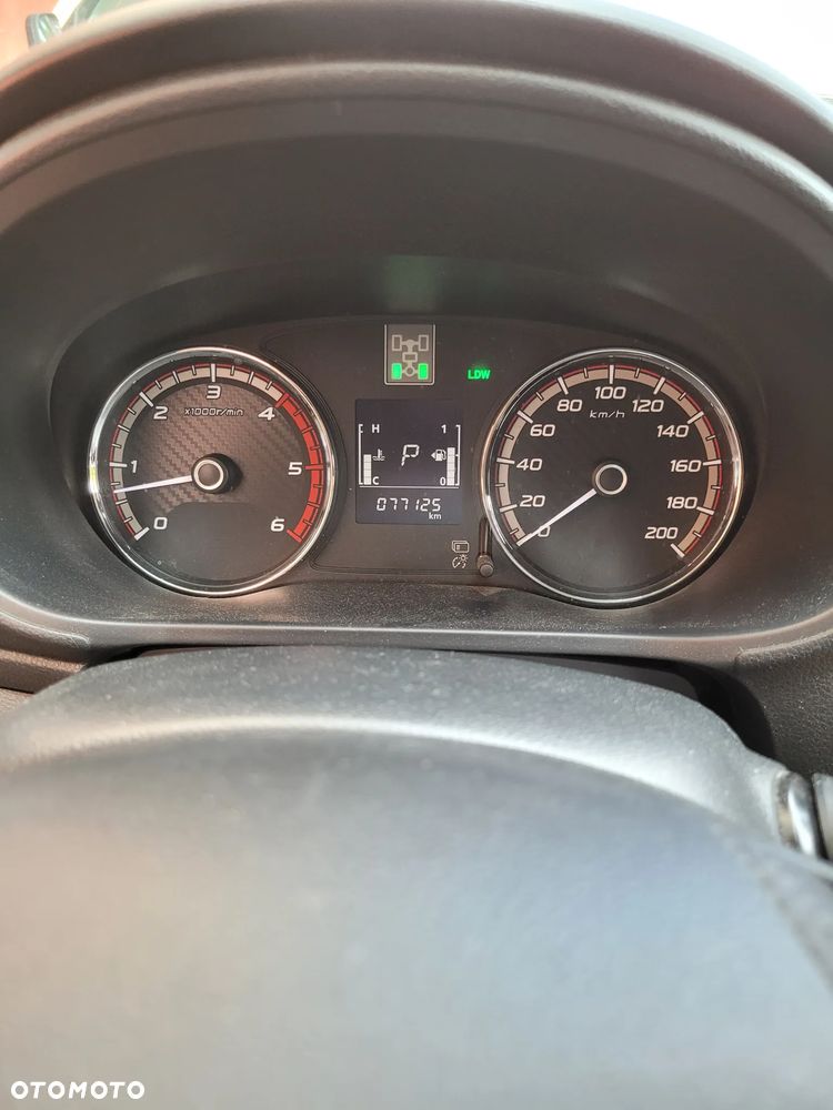 Mitsubishi L200 2.4 d DC Intense Plus EU6 - 9