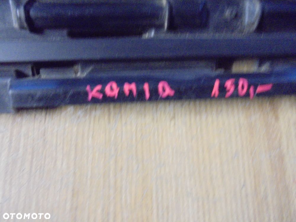 SKODA KAMIQ GRILL - 2