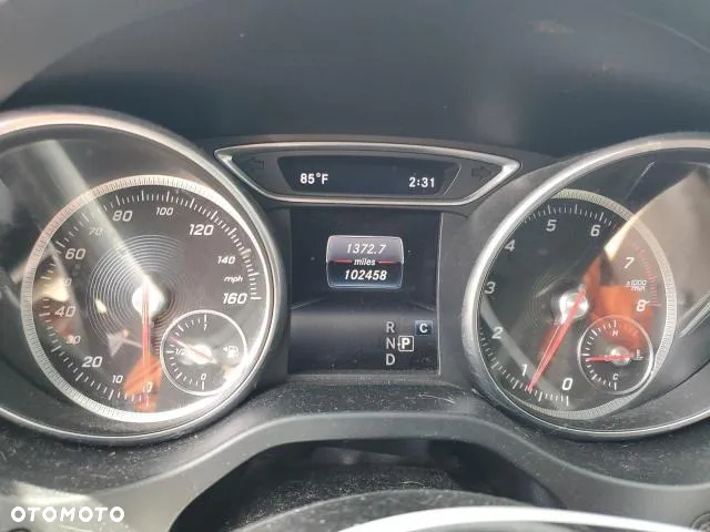 Mercedes-Benz CLA 250 4-Matic AMG Line - 9