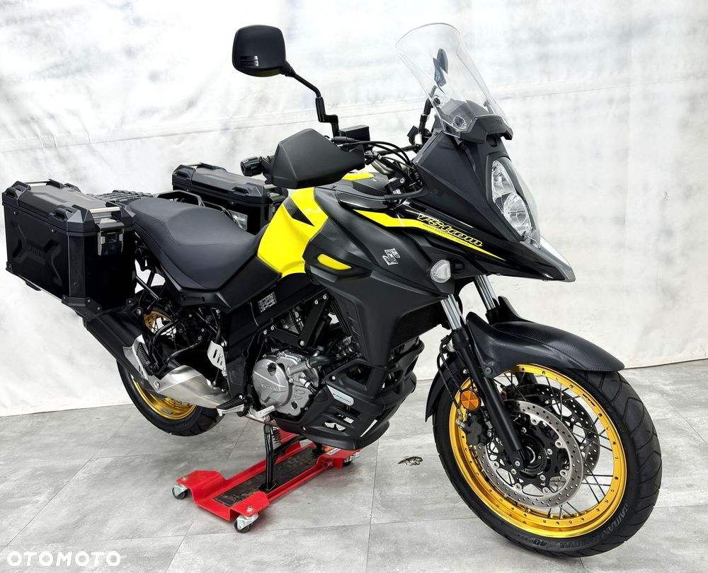 Suzuki V-STROM - 7