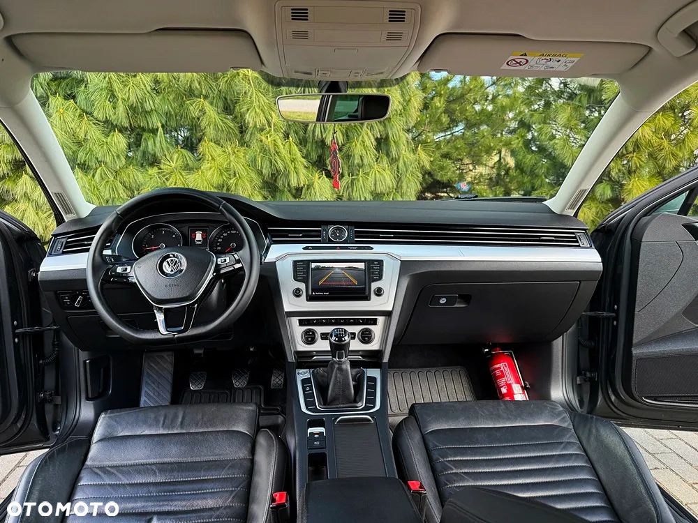 Volkswagen Passat Variant 2.0 TDI (BlueMotion Technology) Highline - 6