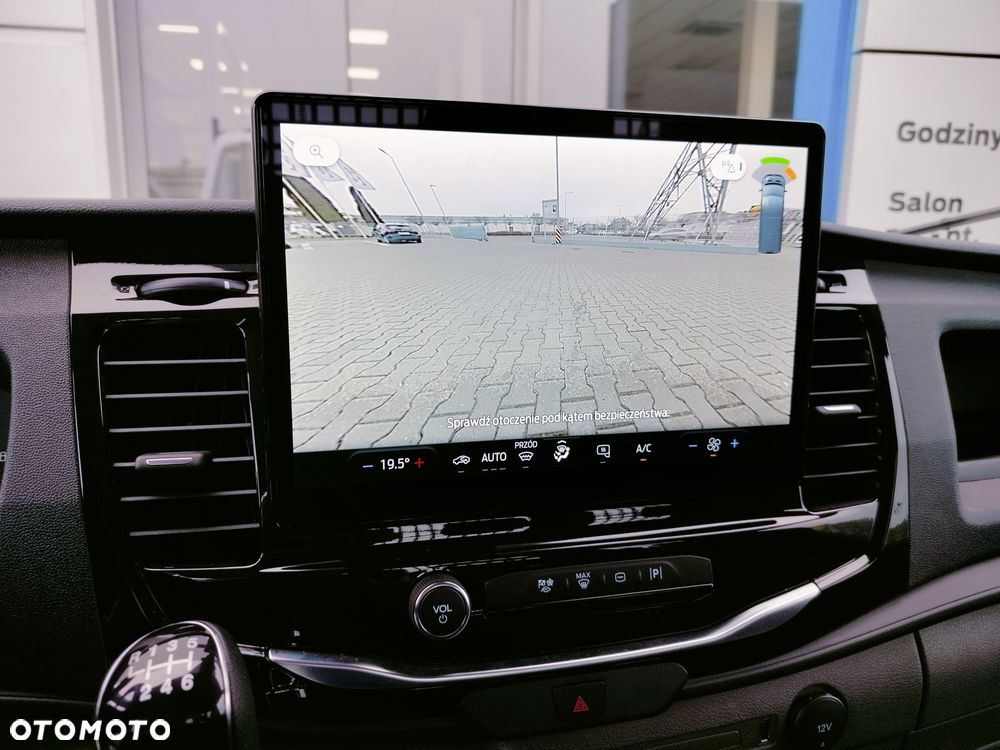 Ford Transit Pojedyncza kabina - 13