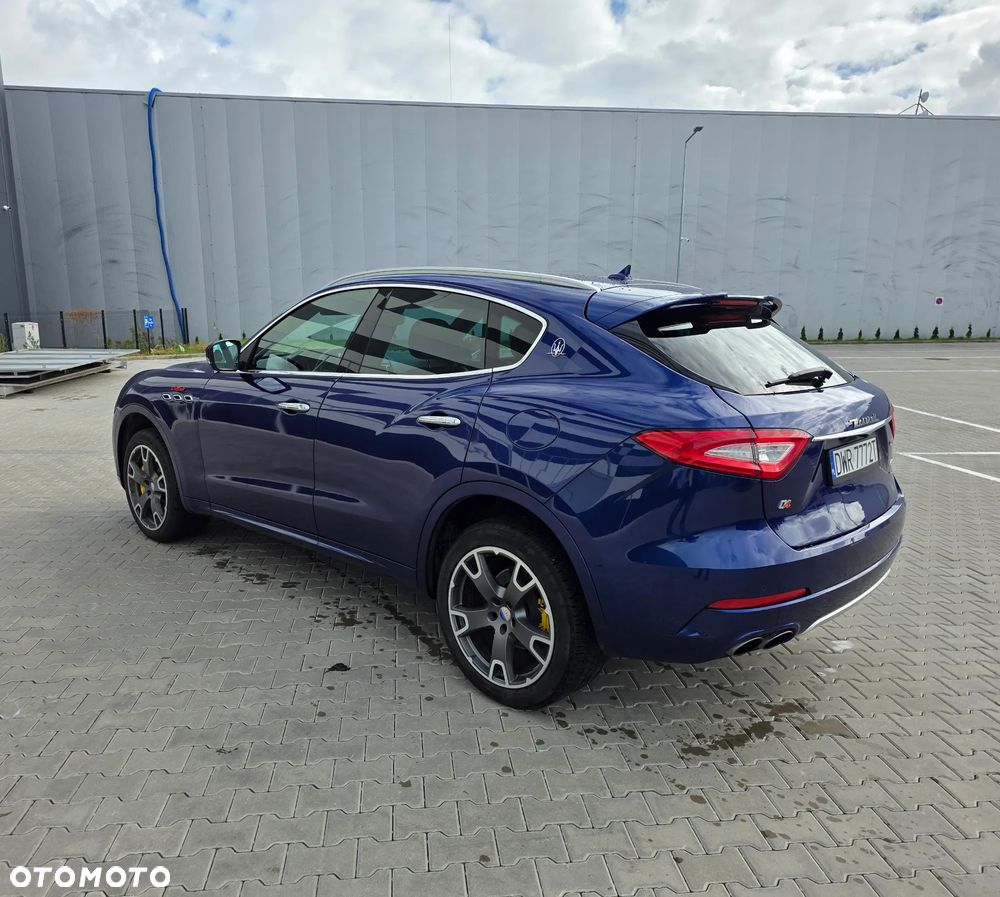 Maserati Levante - 8