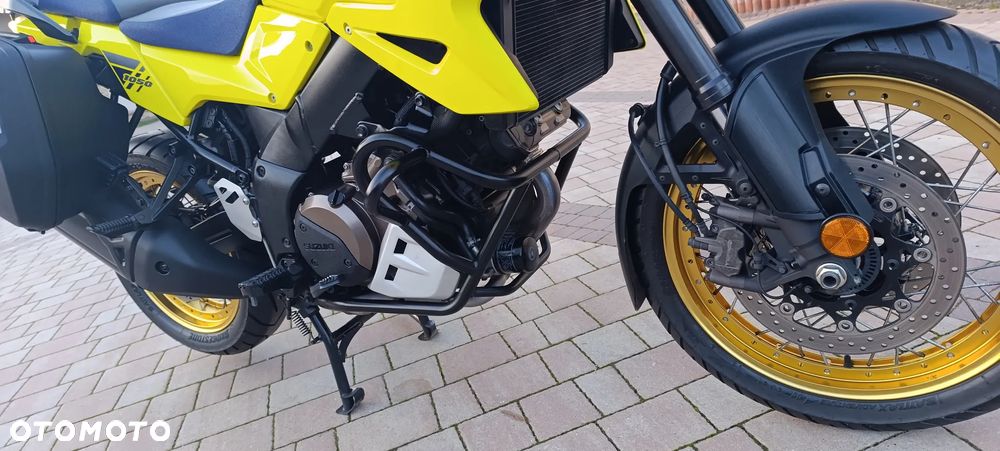 Suzuki V-STROM - 31