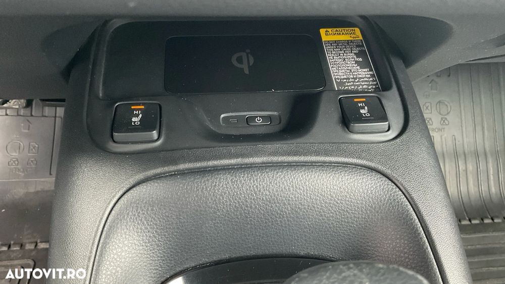 Toyota Corolla 1.8 HSD Dynamic - 36