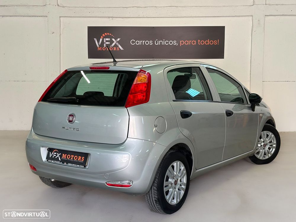 Fiat Punto 1.3 M-Jet Lounge S&S - 3