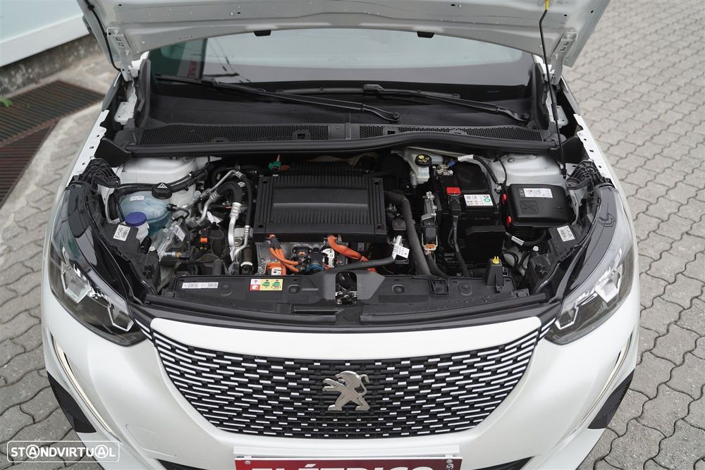 Peugeot e-2008 50 kWh Allure Pack - 36