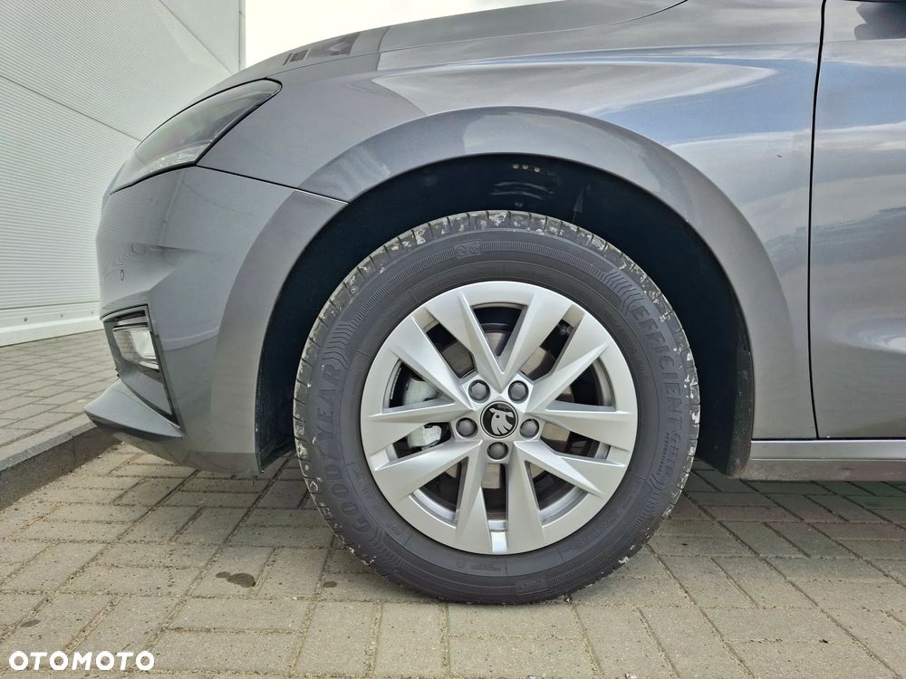 Skoda Fabia 1.0 Edition 130 - 10