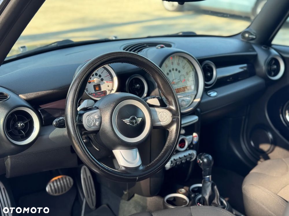 MINI Cooper S 50 Mayfair - 14