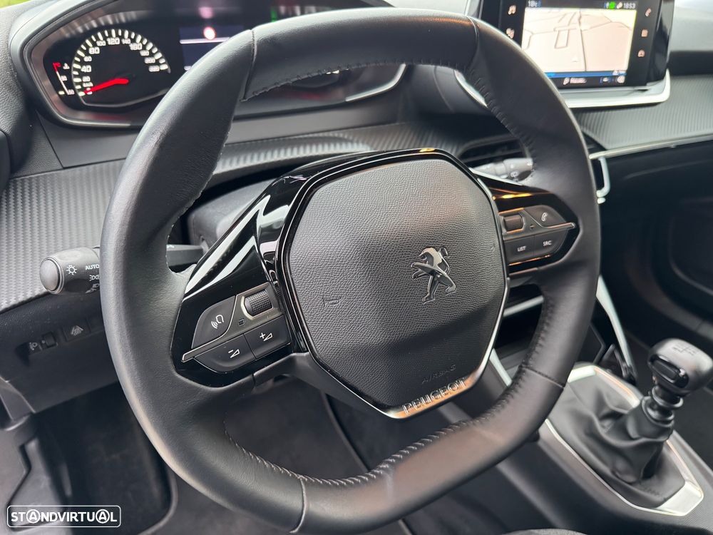 Peugeot 2008 - 9